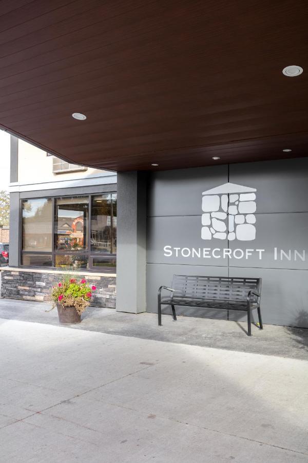 Stonecroft Inn Γουίντσορ Εξωτερικό φωτογραφία